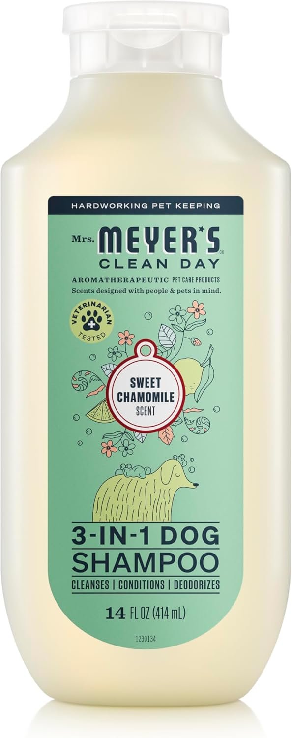 MRS. MEYER’S Clean Day 3 in 1 Dog Shampoo, Sweet Chamomile Scent, 14oz